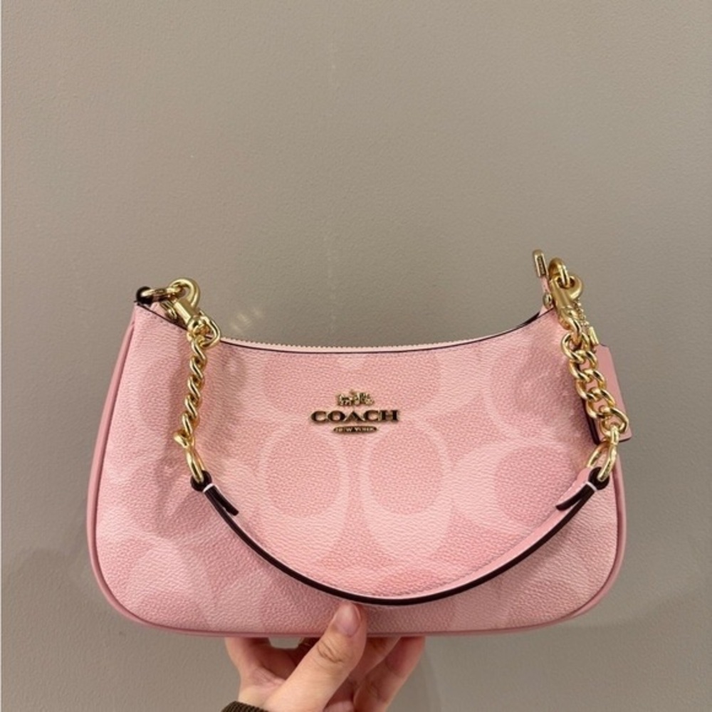 COACH Teri Shoulder Bag In Signature Canvas